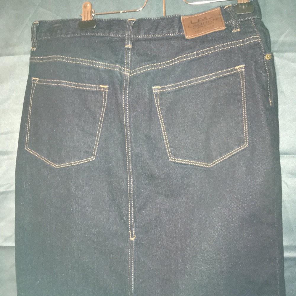 Denim skirt